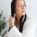 step 2 Application du leave-in kératine figue de barbarie sur cheveux